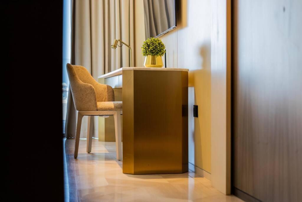 *five Palm* 2bdr Private Dubai